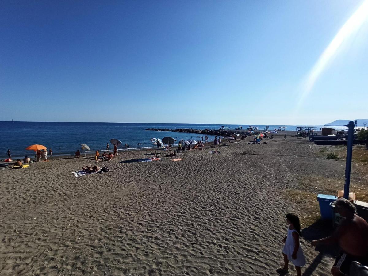 Appartamento Bellavista ヴェンティミーリア エクステリア 写真